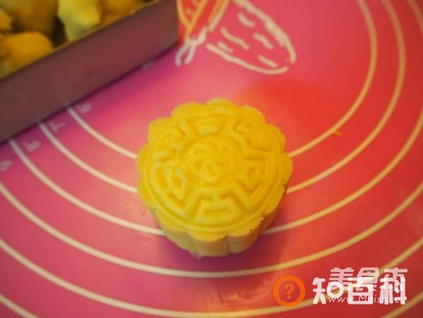 滋味美绝的奶黄月饼做法大全