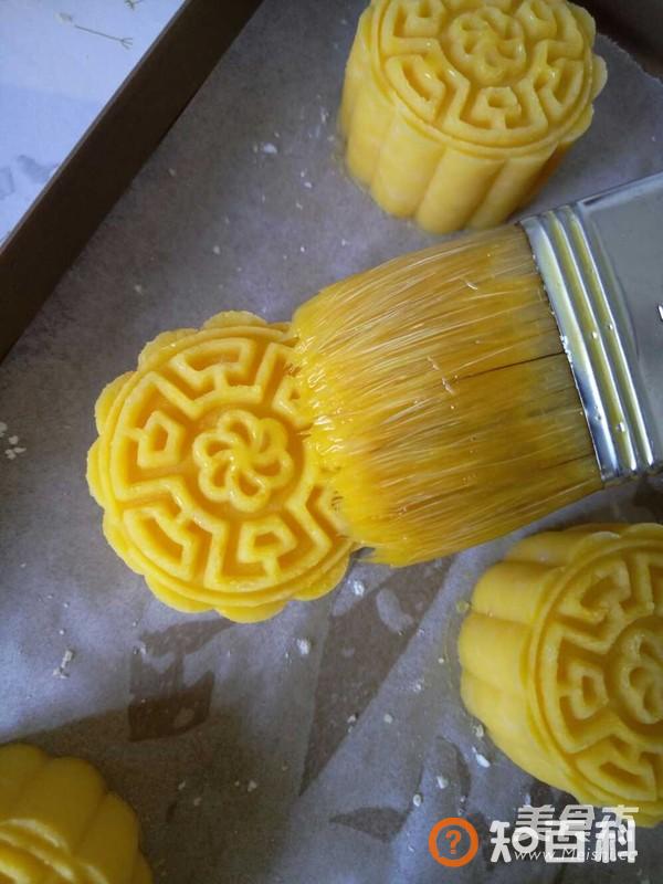 招牌奶黄月饼做法大全