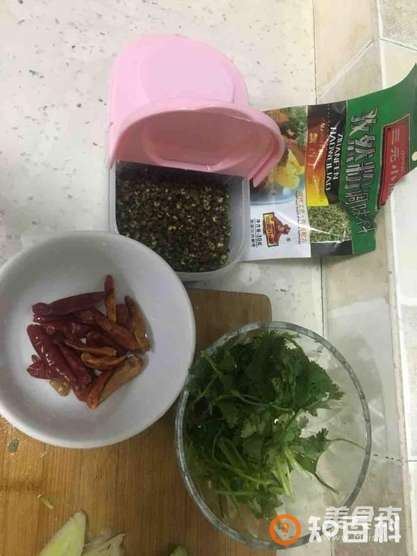 辣子鸡丁（酸甜口的您家的宝宝也可以吃）做法大全