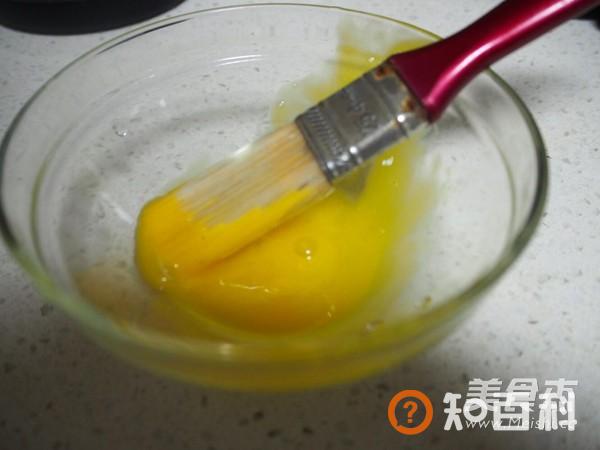 滋味美绝的奶黄月饼做法大全