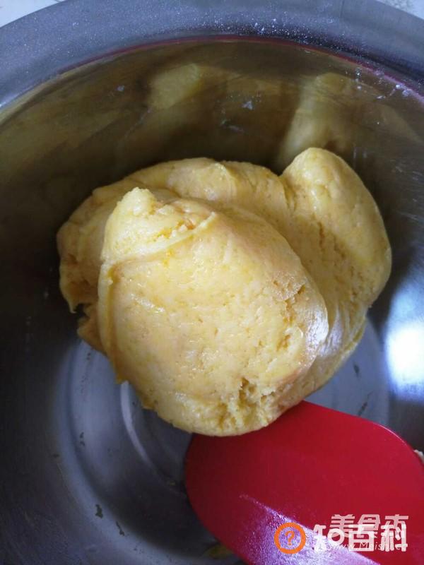 招牌奶黄月饼做法大全