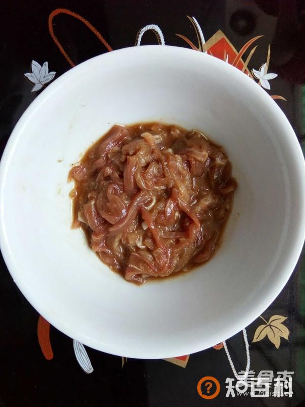 香芹榨菜里脊肉炒米粉做法大全