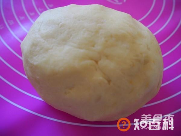 滋味美绝的奶黄月饼做法大全