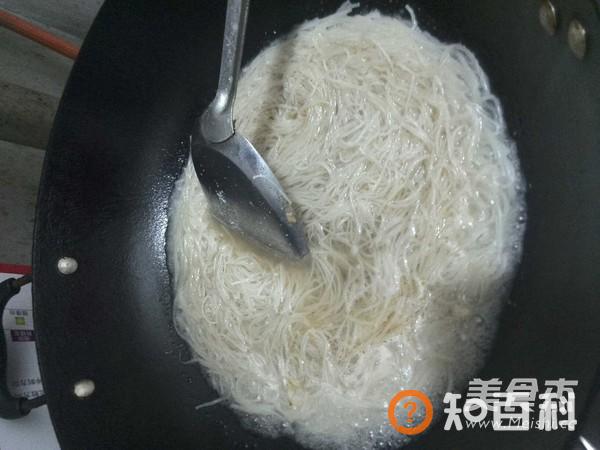 猪肉丝炒米粉做法大全