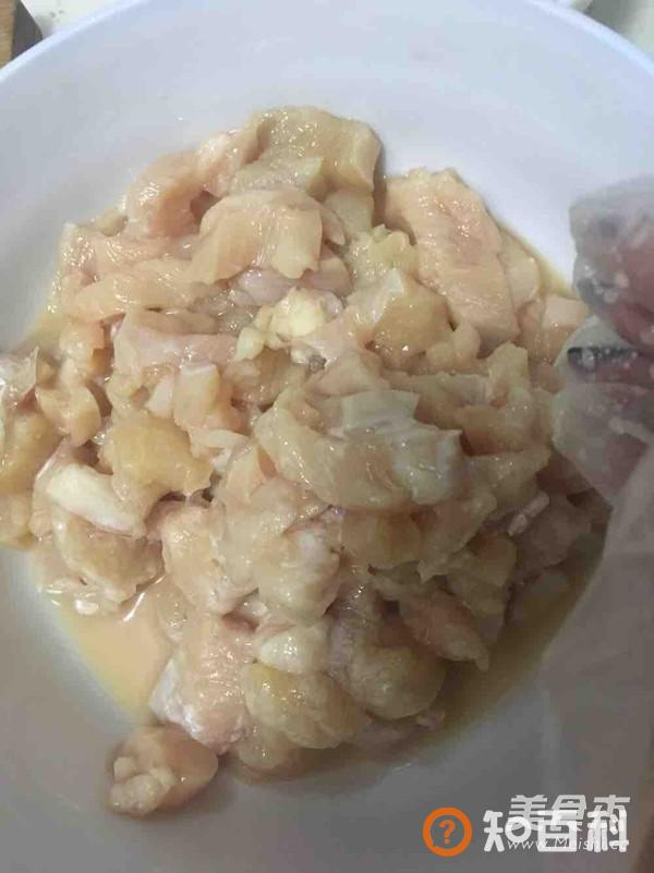 辣子鸡丁（酸甜口的您家的宝宝也可以吃）做法大全