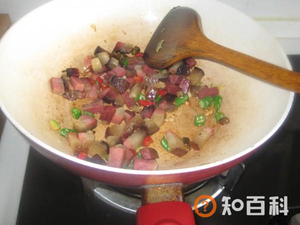 腊肉丁炒毛豆做法大全