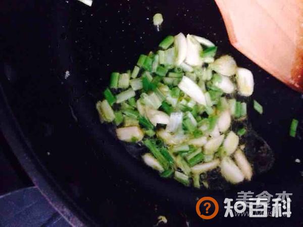 青椒鸡蛋胡萝卜炒米粉做法大全