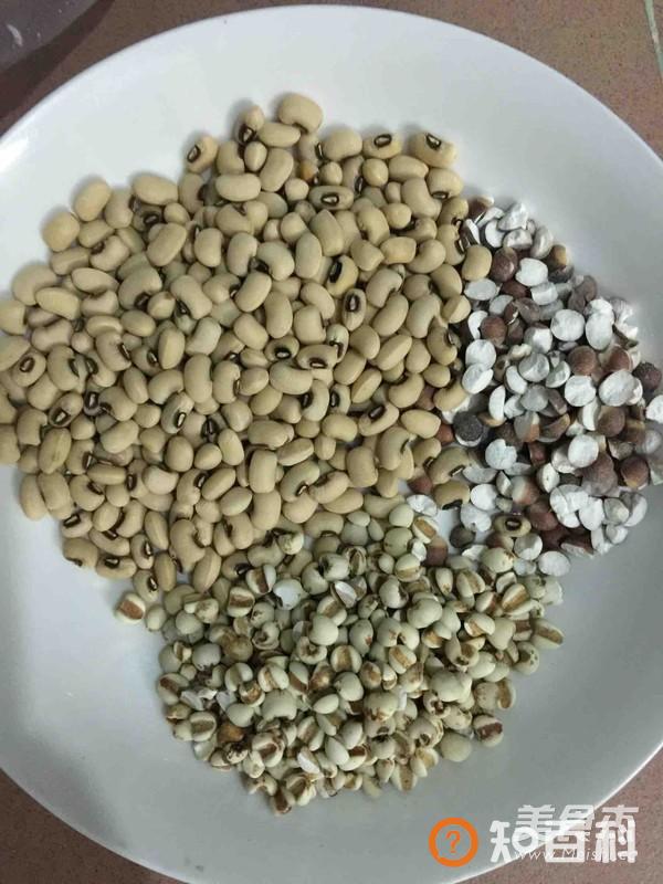 媚豆薏米芡实大骨汤做法大全