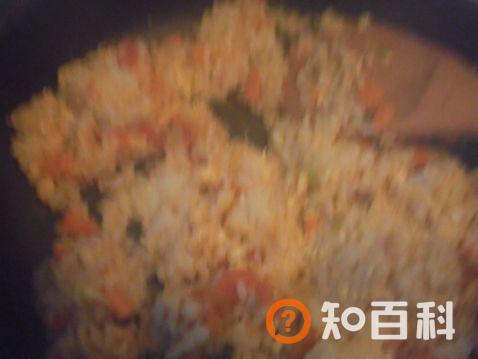 西红柿胡萝卜蛋炒饭做法大全