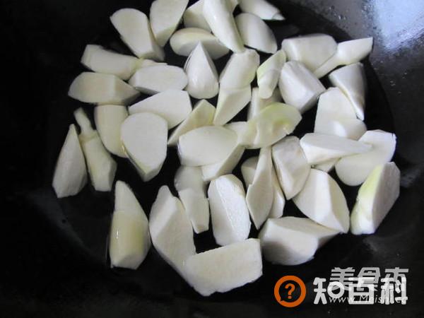 明油笋干菜煮茭白做法大全