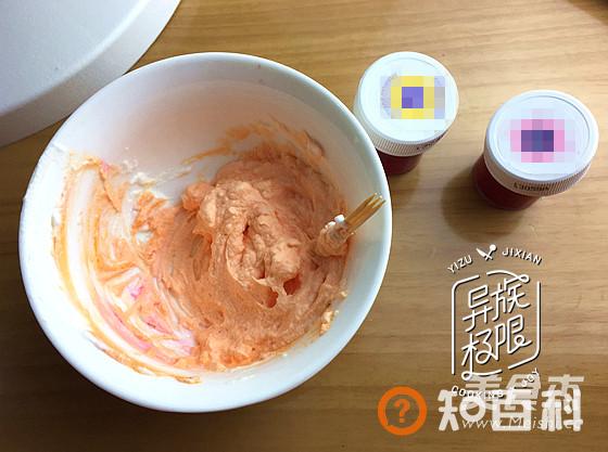草莓圣诞老人蛋糕做法大全