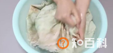 膏药弄床单上怎么洗掉