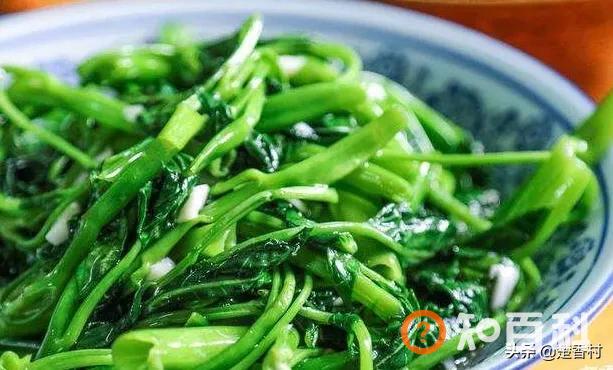 白灼生菜的做法,炒青菜怎么做更翠绿漂亮？